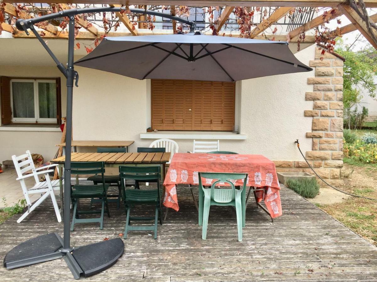 Chambre Avec Vue Sur Jardin Charnay-les-Macon Exterior photo